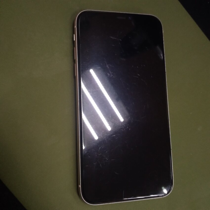 Смартфон iPhone 11 128 Gb