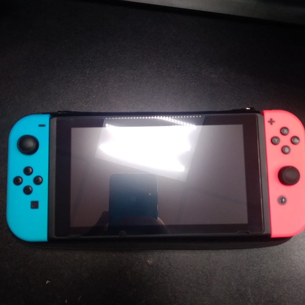 Игровая приставка Nintendo Switch