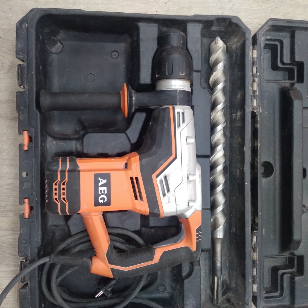 Перфоратор aeg kh 5g (sds max)